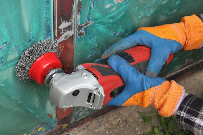 Best Angle Grinder Attachment for Stripping Paint from Wood