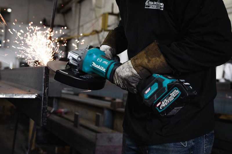 3. Bosch 1375A Angle Grinder