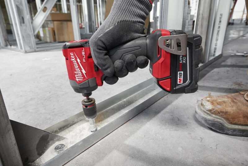 Benefits of using a battery powered impact drill
