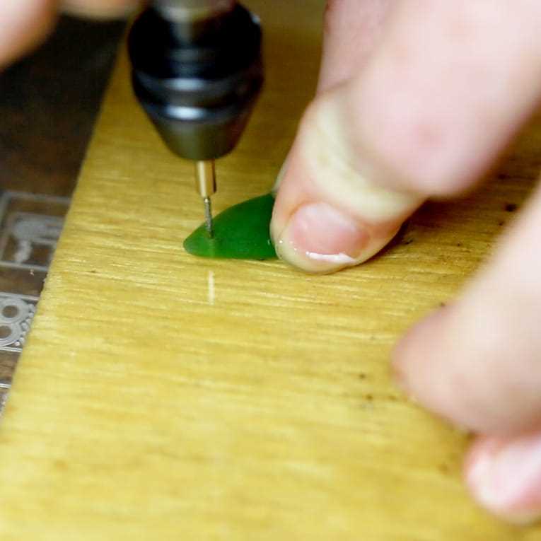 Best Drill for Making Holes in Sea Glass with a Dremel