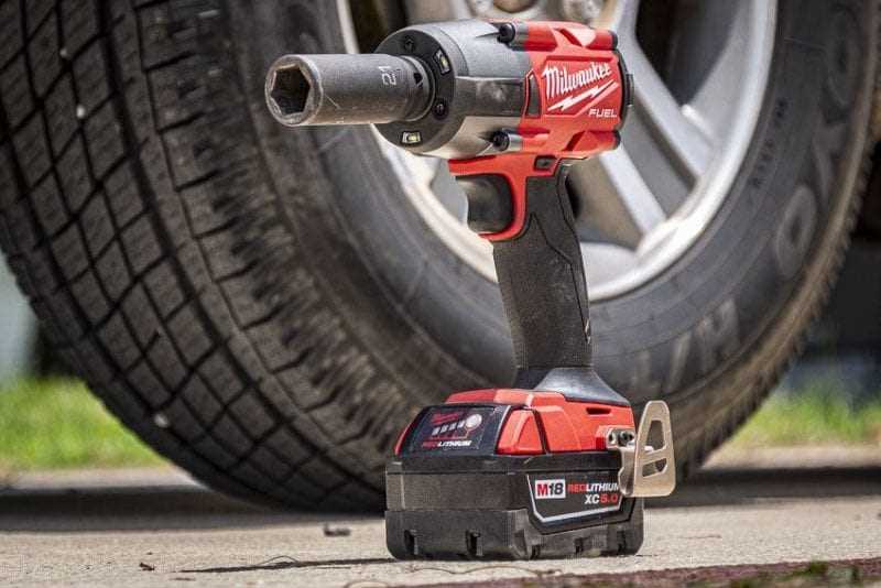 Factors to Consider When Choosing a Drill for Automotive Work