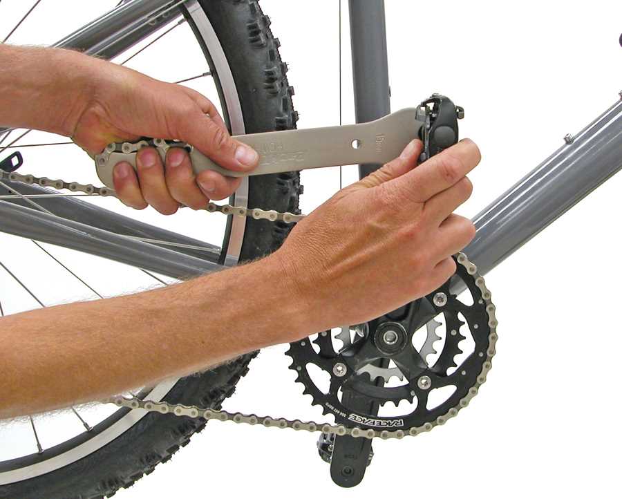 Remove the old pedals