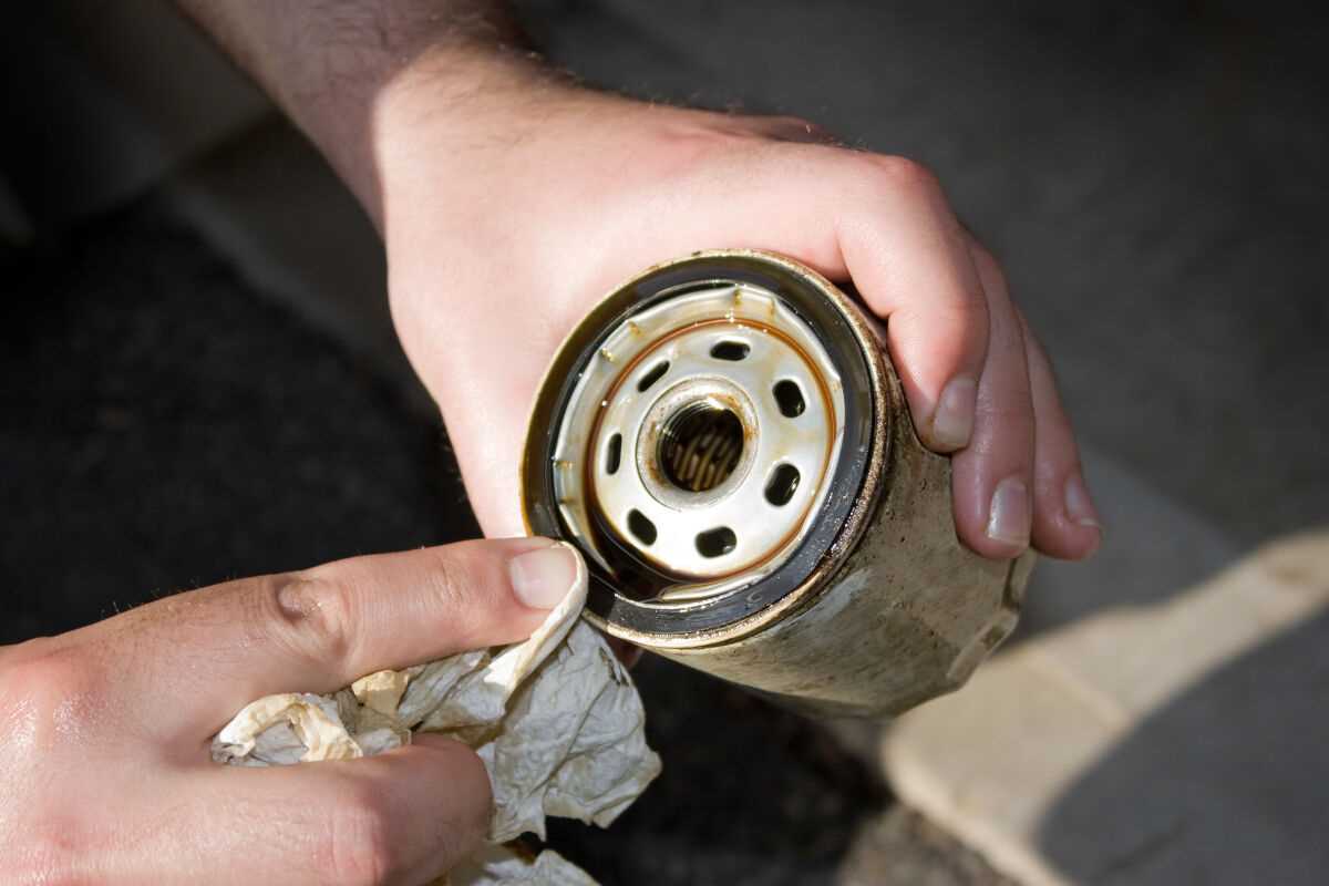 Alternative ways to remove an oil filter