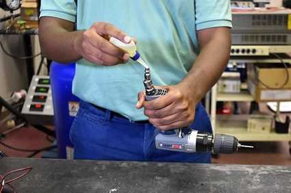 8. Can I use too little oil for my air impact wrench?