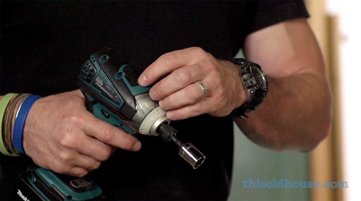 Step 4: Insert the Socket onto the Drill