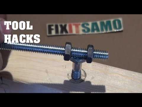 Method 3: Using a screwdriver and hammer