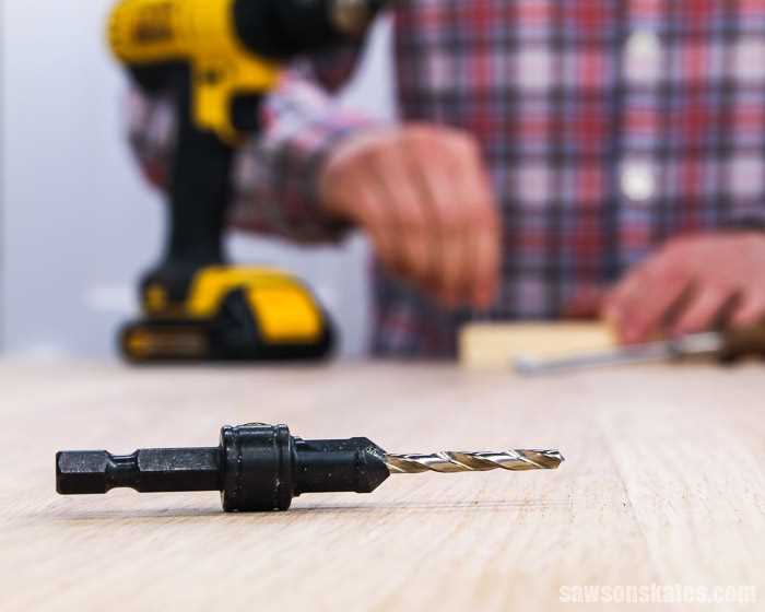 How does a countersink drill bit work?