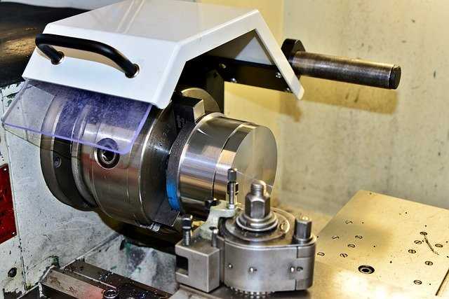 Precision Taper Turning and Facing