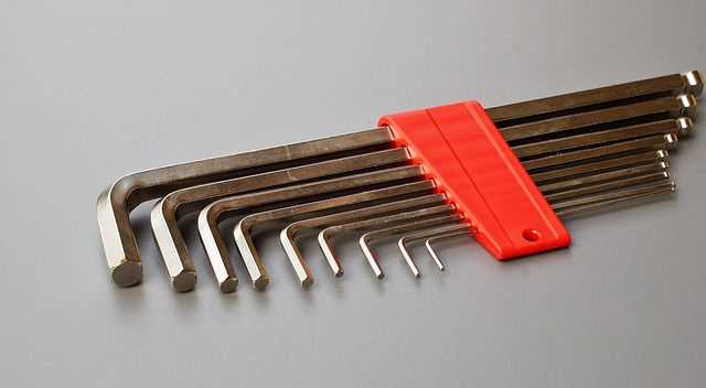 Definition of an allen wrench